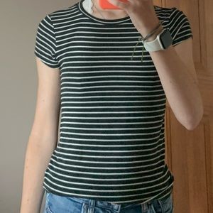 Soft & sexy black and white striped t-shirt